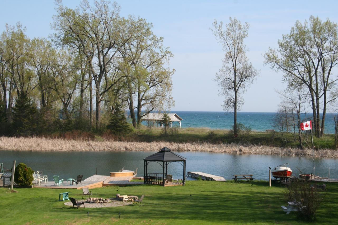 Hadovka Lakeside Inn Wellington Dış mekan fotoğraf